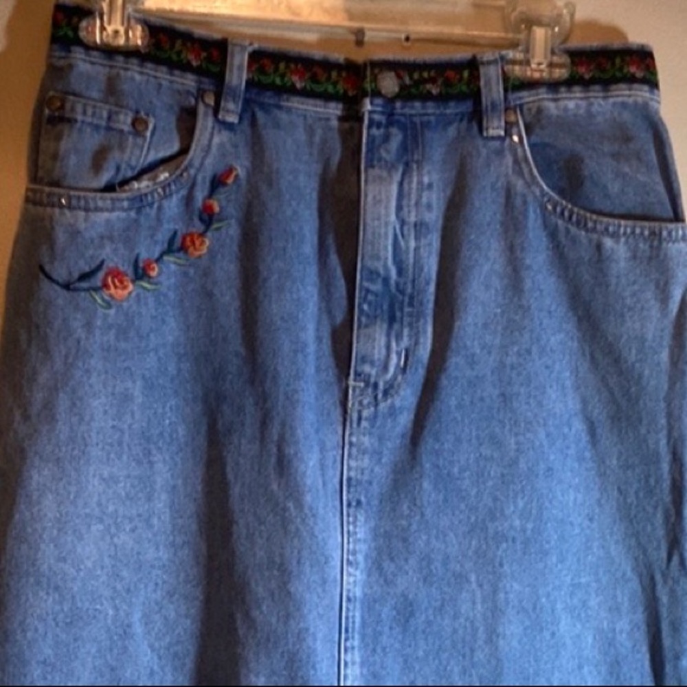 Vintage Denim Maxi Skirt - Picture 3 of 9